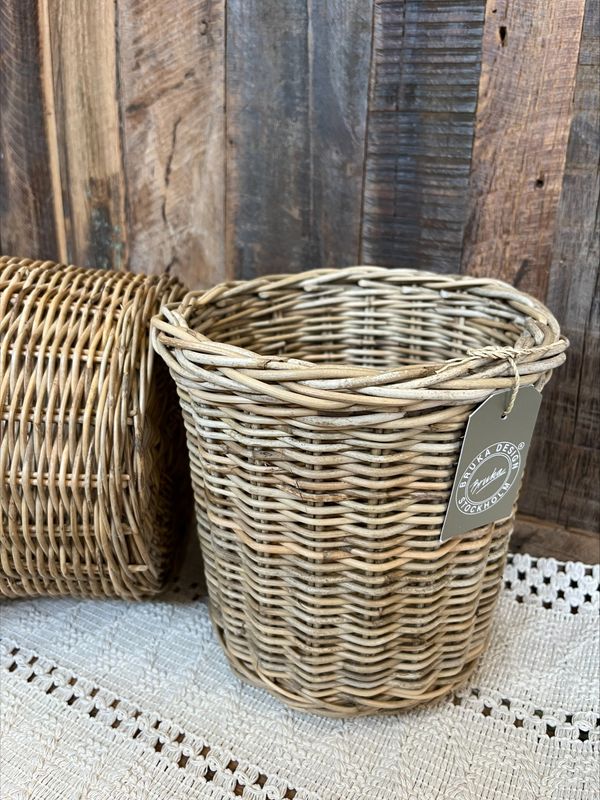 Bruka Design BLOMSTERPOTTE Kurv Liten 18x18cm